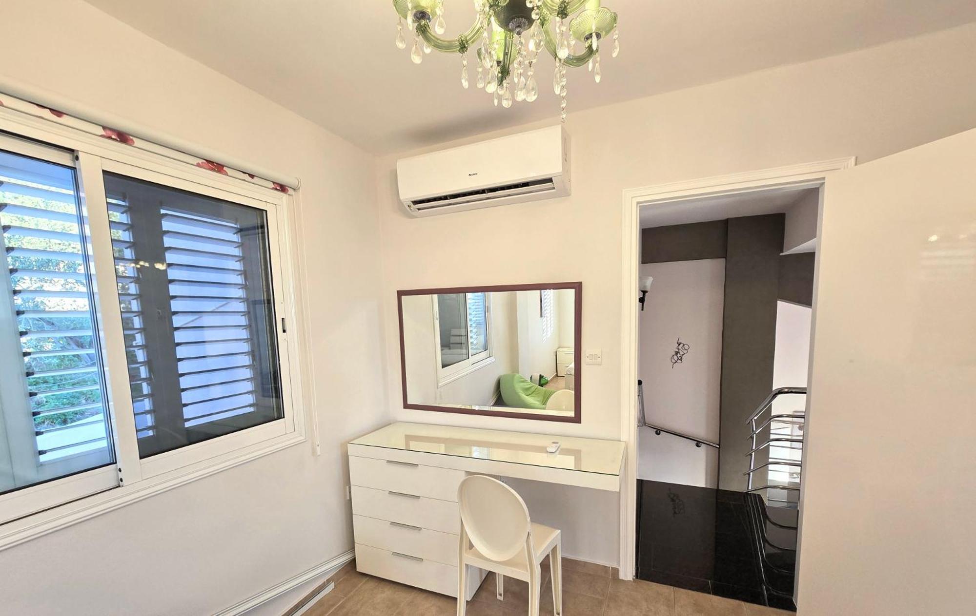 Paphos Central Penthouse ภายนอก รูปภาพ